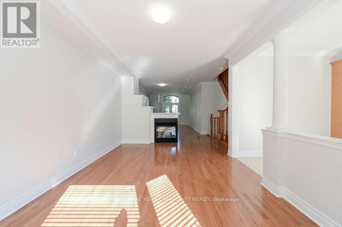 Upper Unit - 128 Watsonbrook Drive, Brampton, Ontario  L6R 0S1 - Photo 11 - W12439576