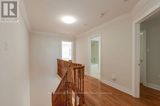 Upper Unit - 128 Watsonbrook Drive, Brampton, Ontario  L6R 0S1 - Photo 18 - W12439576