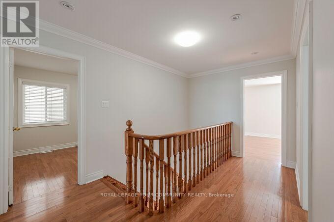 Upper Unit - 128 Watsonbrook Drive, Brampton, Ontario  L6R 0S1 - Photo 19 - W12439576