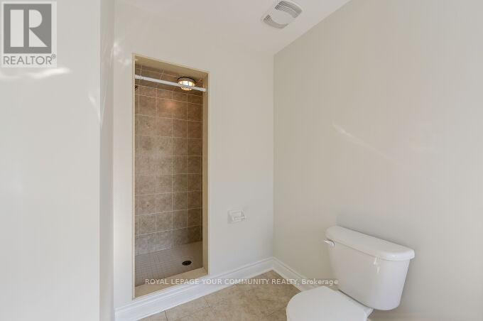 Upper Unit - 128 Watsonbrook Drive, Brampton, Ontario  L6R 0S1 - Photo 25 - W12439576