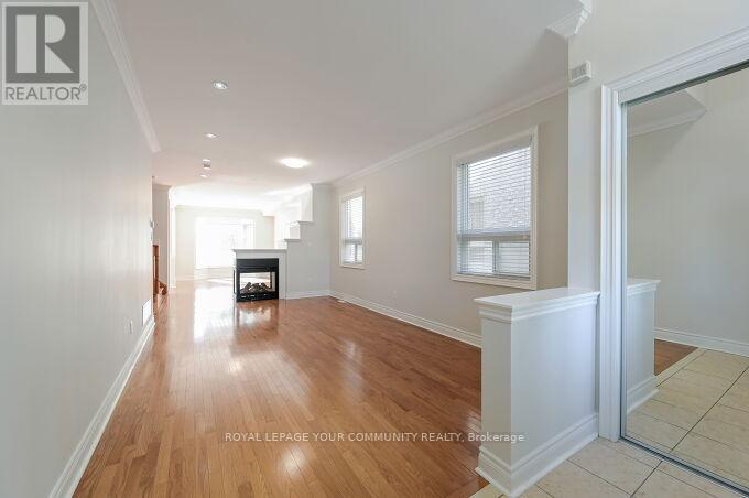 Upper Unit - 128 Watsonbrook Drive, Brampton, Ontario  L6R 0S1 - Photo 5 - W12439576
