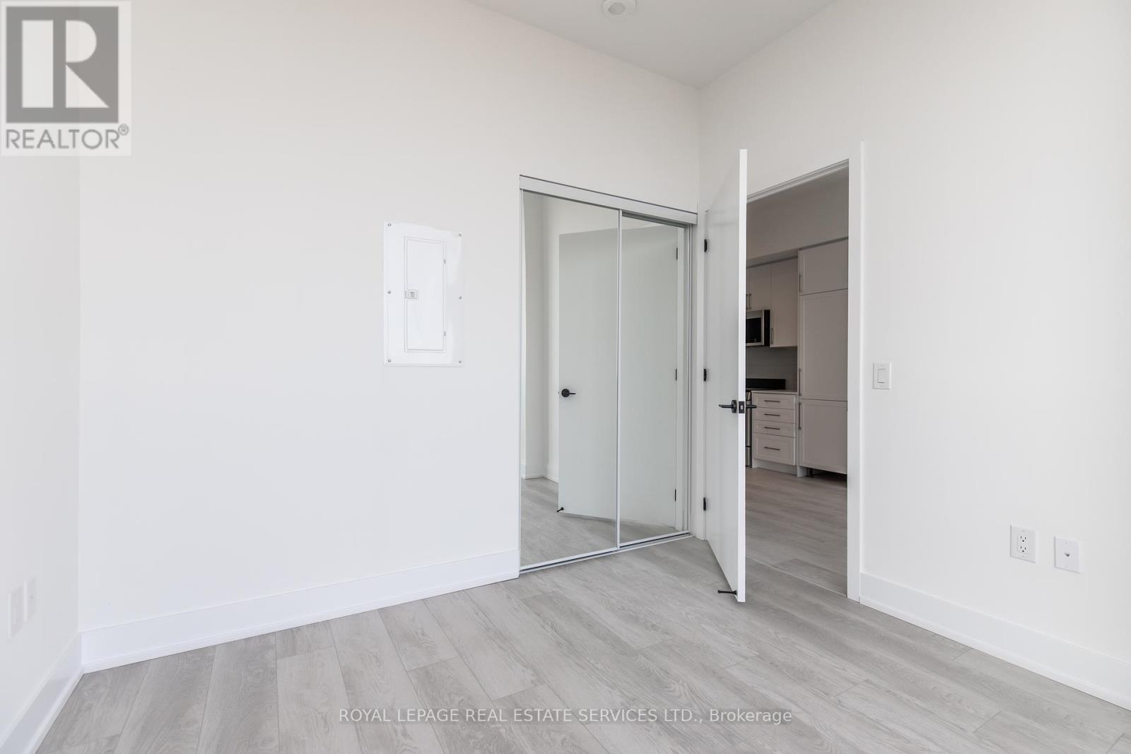807 - 2450 Old Bronte Road, Oakville, Ontario  L6M 5P6 - Photo 11 - W12439584