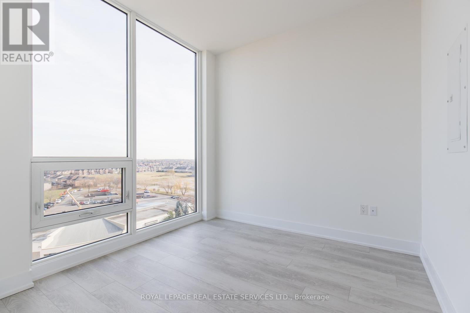 807 - 2450 Old Bronte Road, Oakville, Ontario  L6M 5P6 - Photo 9 - W12439584