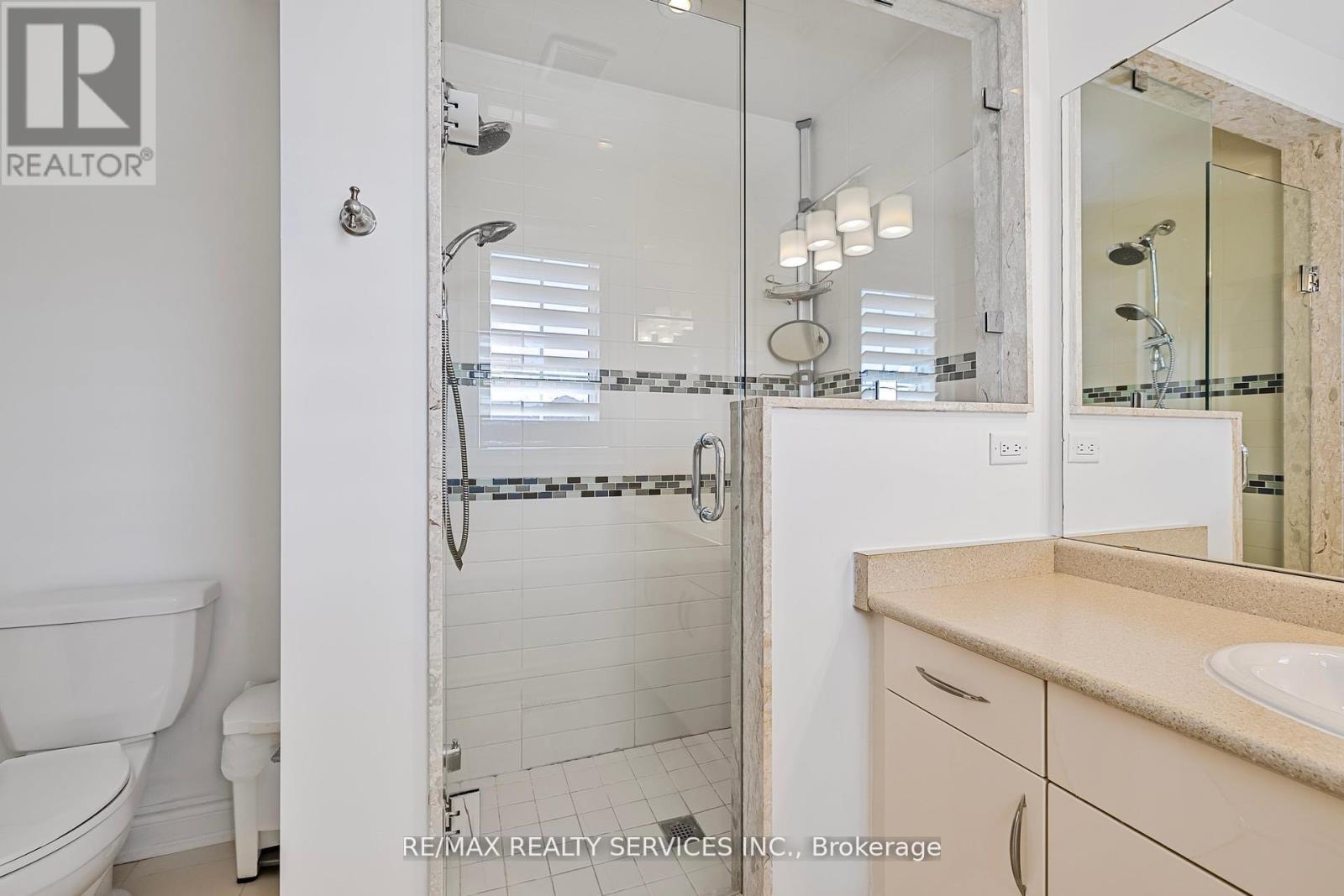 5 Perth Street, Brampton, Ontario  L6Z 4P3 - Photo 25 - W12439622