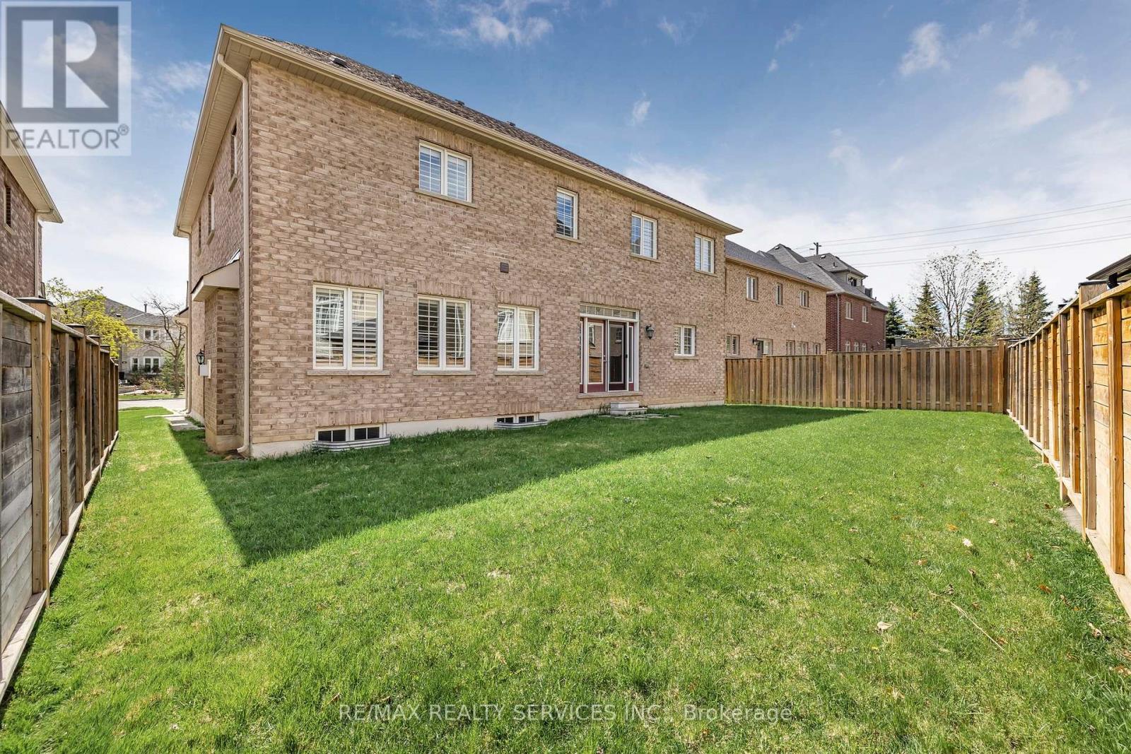 5 Perth Street, Brampton, Ontario  L6Z 4P3 - Photo 39 - W12439622