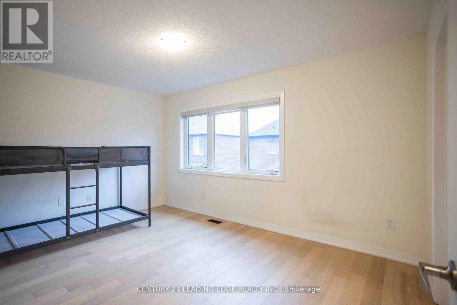 1983 Oana Drive, Mississauga, Ontario  L5J 0A4 - Photo 30 - W12439637