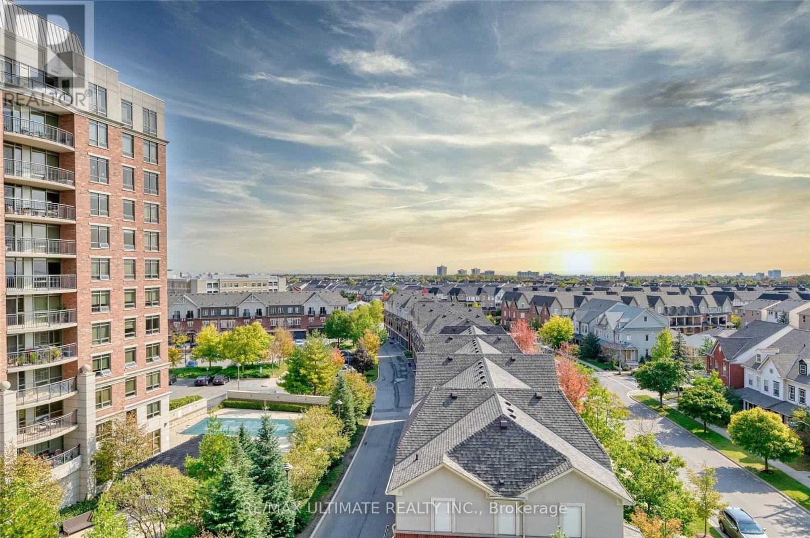 709 - 2379 Central Park Drive, Oakville, Ontario  L6H 0E3 - Photo 2 - W12439646