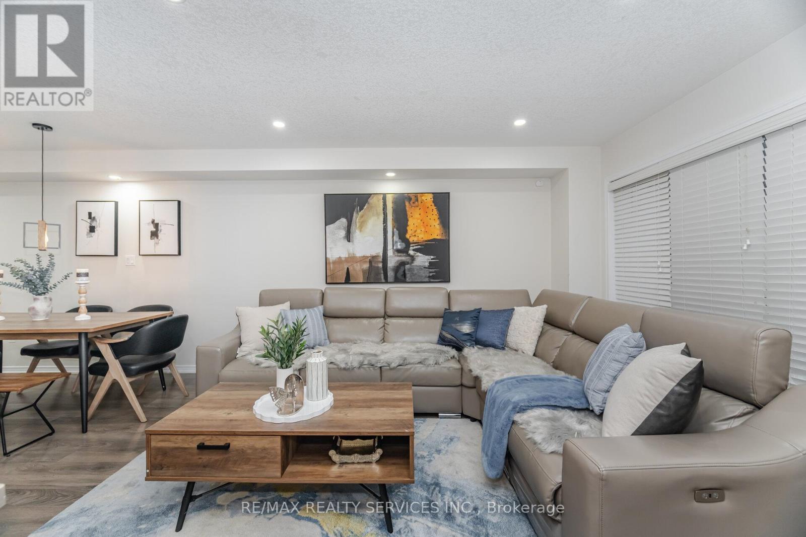 8 Desire Cove, Brampton, Ontario  L7A 4K4 - Photo 12 - W12439675