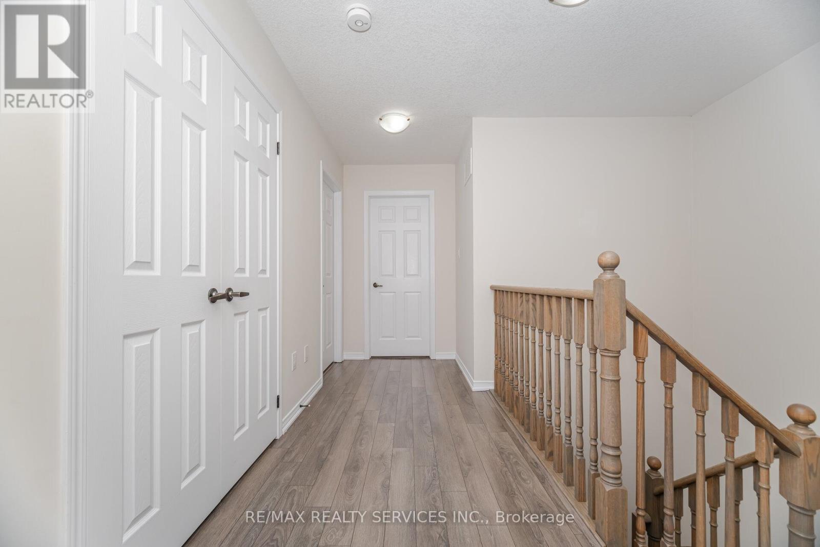 8 Desire Cove, Brampton, Ontario  L7A 4K4 - Photo 23 - W12439675