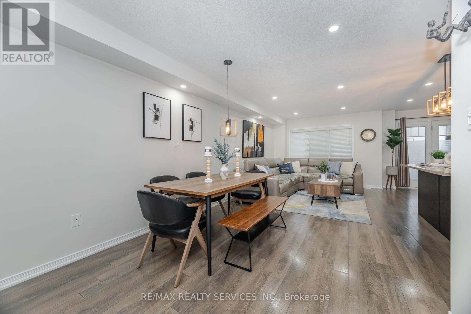 8 Desire Cove, Brampton, Ontario  L7A 4K4 - Photo 8 - W12439675