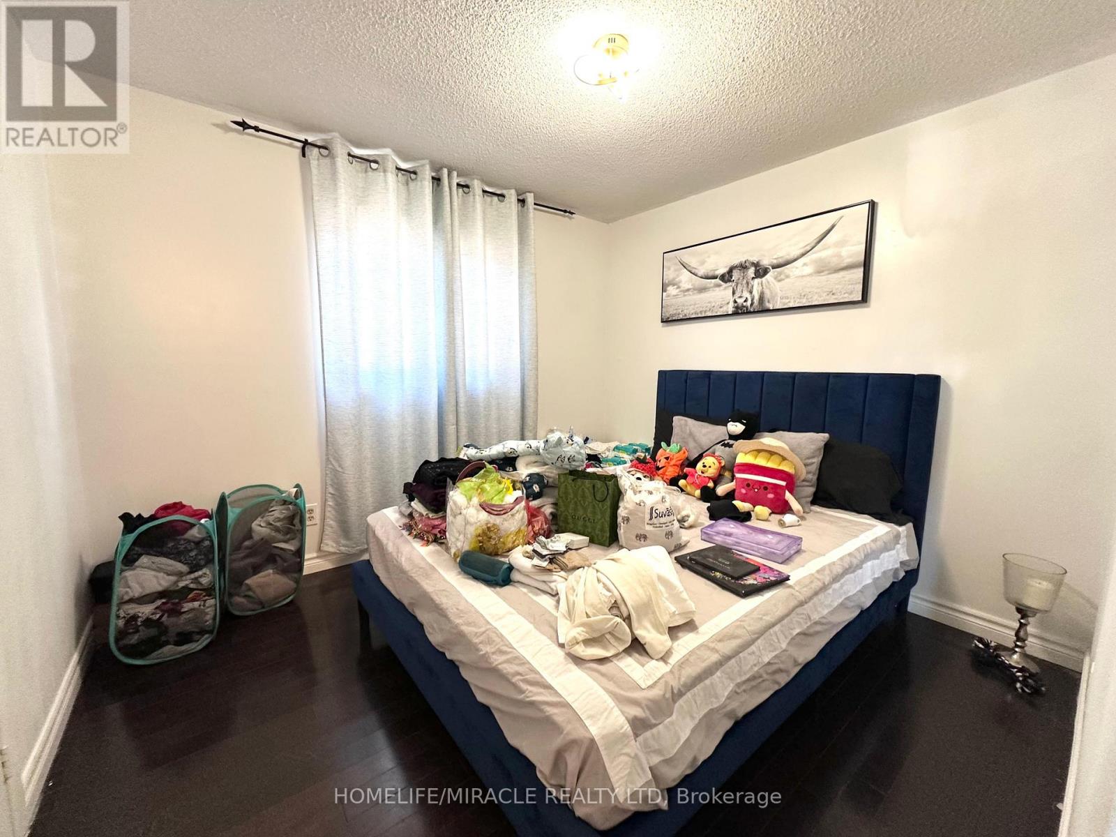 10 Provence Trail, Toronto, Ontario  M9V 5B7 - Photo 19 - W12429101