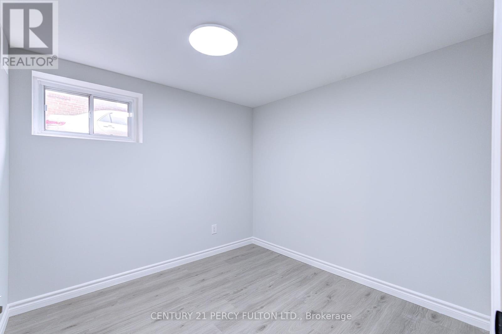7146 Harwick Drive, Mississauga, Ontario  L4T 3A4 - Photo 20 - W12432314