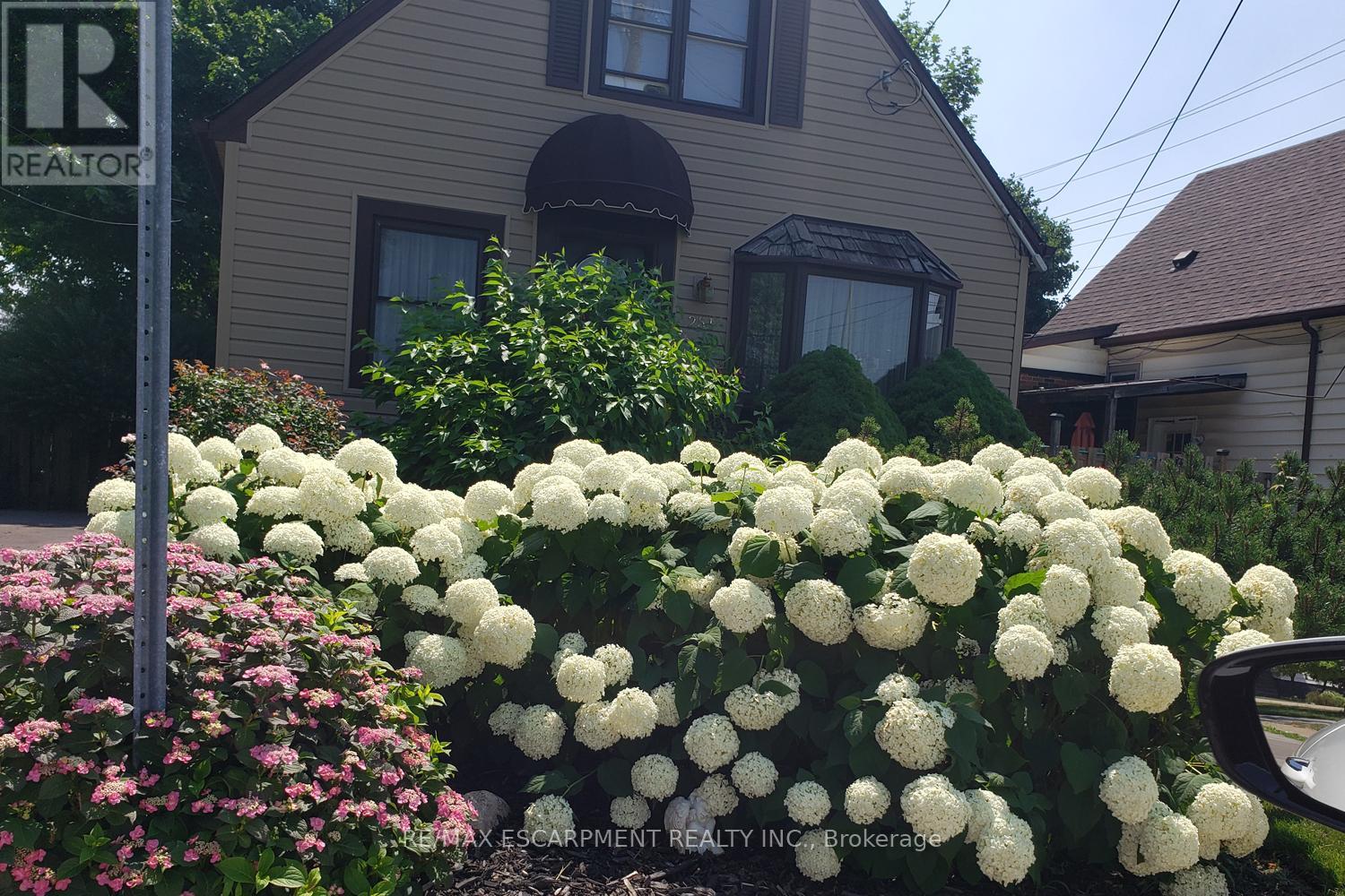 251 EAST 31ST STREET, Hamilton, Ontario