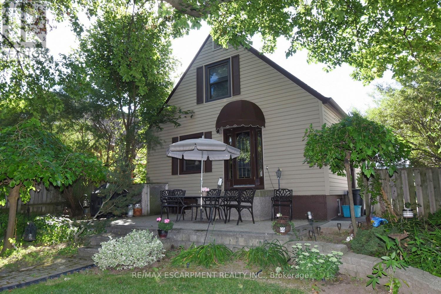 251 East 31st Street, Hamilton, Ontario  L8V 3P6 - Photo 19 - X12382722