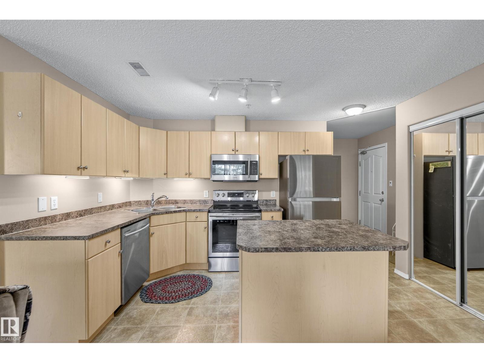 #227 16303 95 St Nw, Edmonton, Alberta  T5Z 3V1 - Photo 4 - E4460383