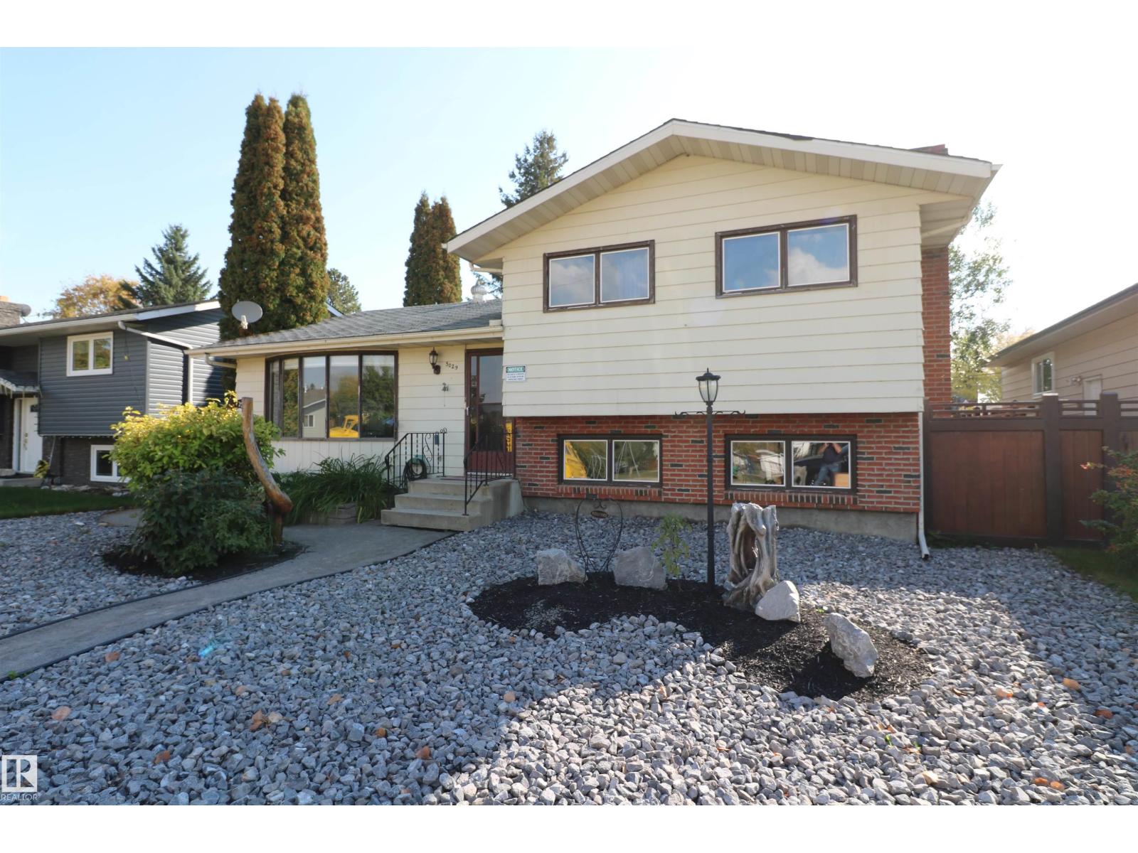 5029 52 AV, Wabamun, Alberta
