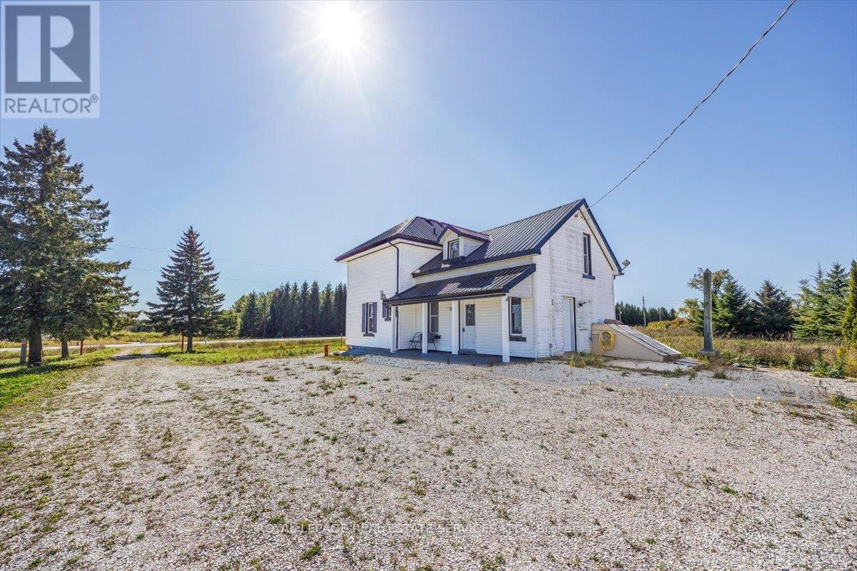 26735 Highway 89 Highway, Southgate, Ontario  N0C 1B0 - Photo 15 - X12439467