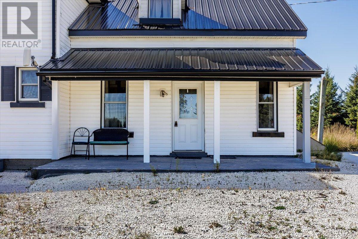 26735 Highway 89 Highway, Southgate, Ontario  N0C 1B0 - Photo 43 - X12439467
