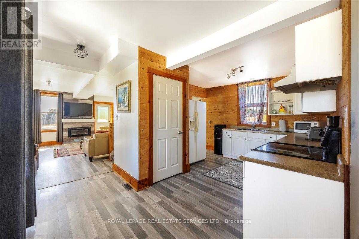 26735 Highway 89 Highway, Southgate, Ontario  N0C 1B0 - Photo 45 - X12439467