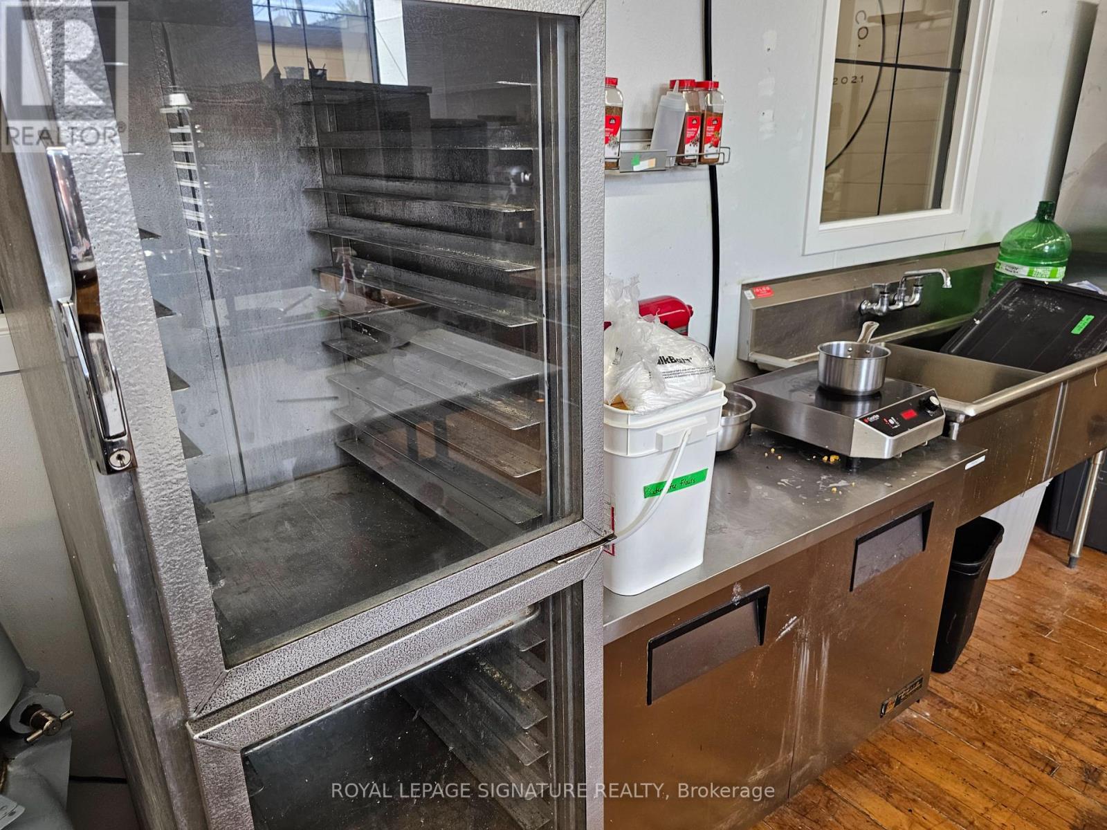 630 Dundas Street, London East, Ontario  N5W 2Y8 - Photo 18 - X12439509