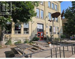 630 DUNDAS STREET, London East, Ontario