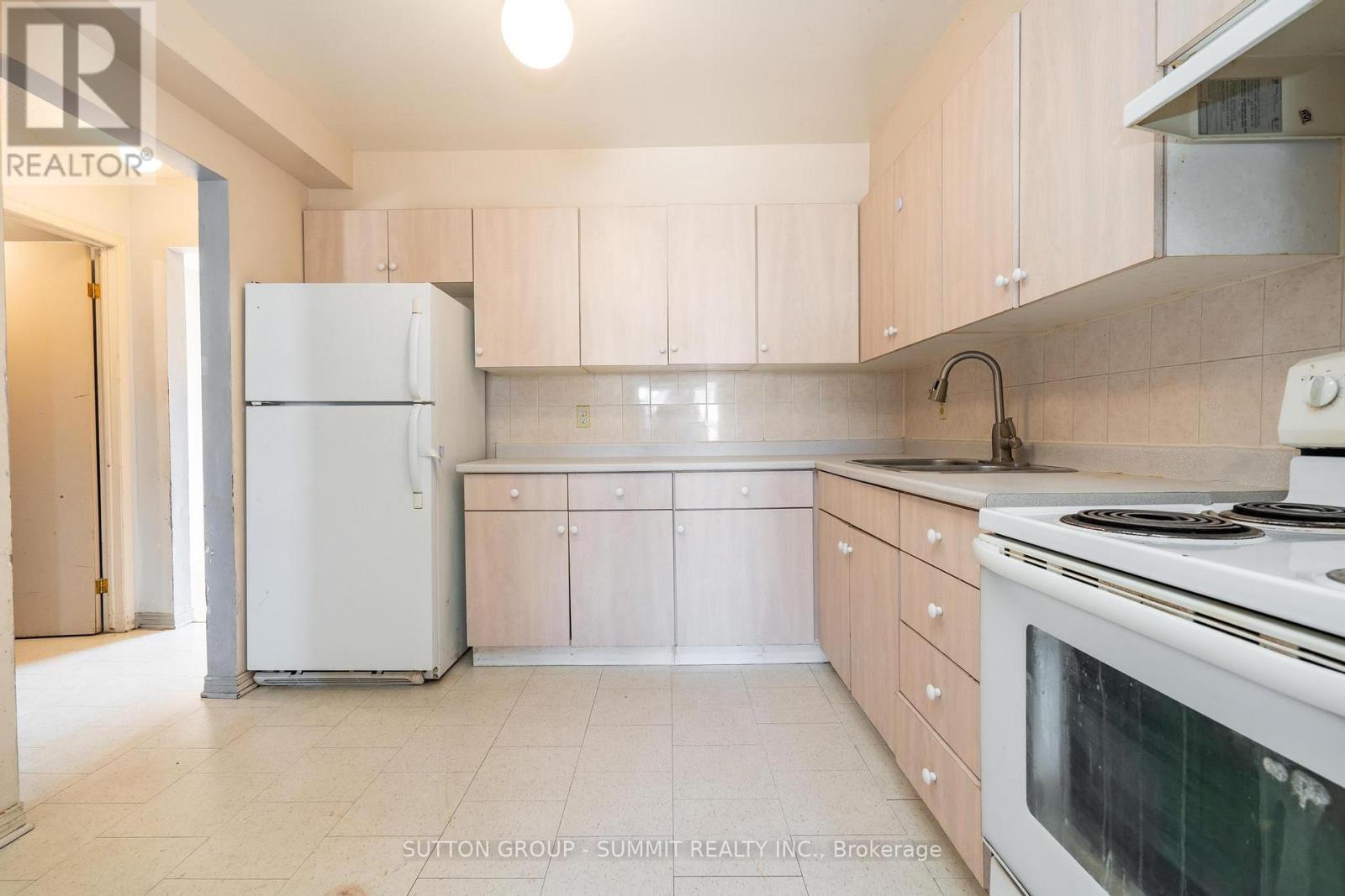 264 - 100 Brownleigh Avenue, Welland, Ontario  L3B 5V8 - Photo 12 - X12439515