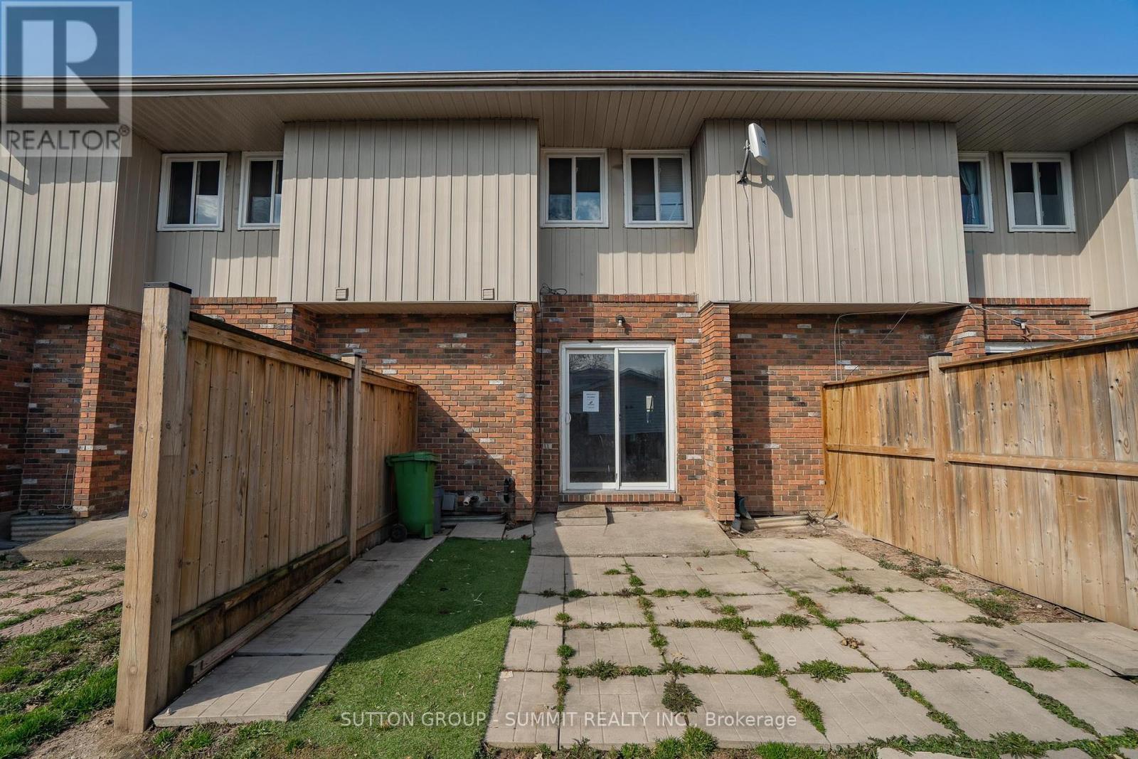 264 - 100 Brownleigh Avenue, Welland, Ontario  L3B 5V8 - Photo 32 - X12439515