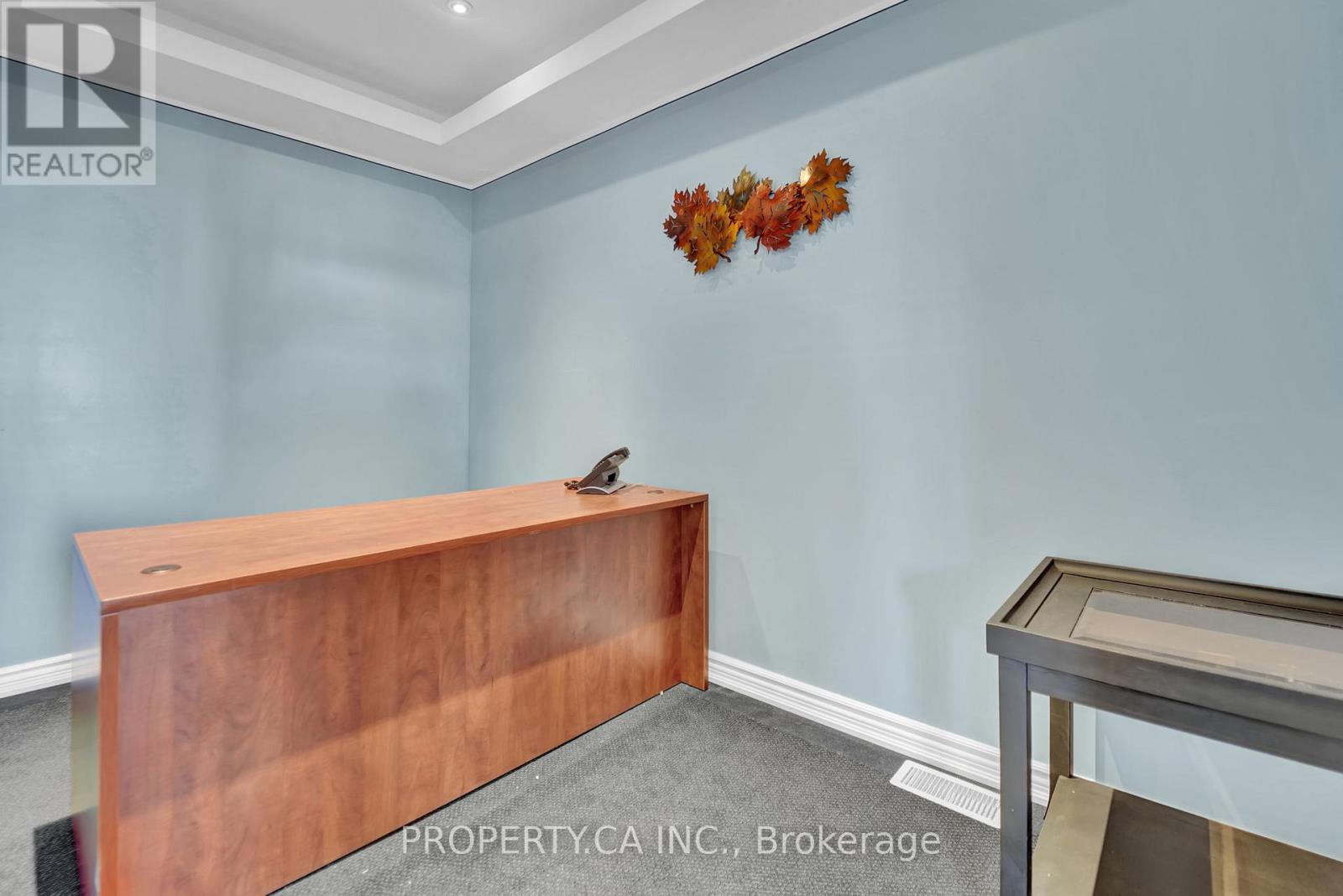 188 Parkdale Avenue N, Hamilton, Ontario  L8H 5X2 - Photo 17 - X12439551