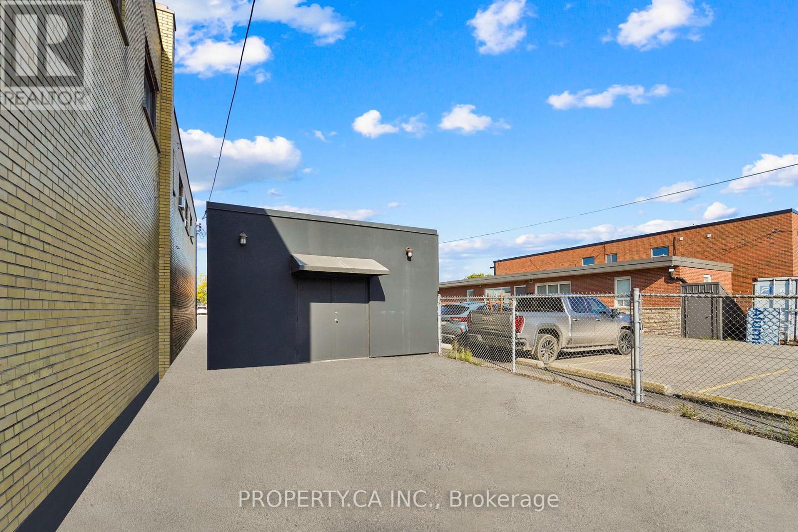 188 Parkdale Avenue N, Hamilton, Ontario  L8H 5X2 - Photo 33 - X12439551