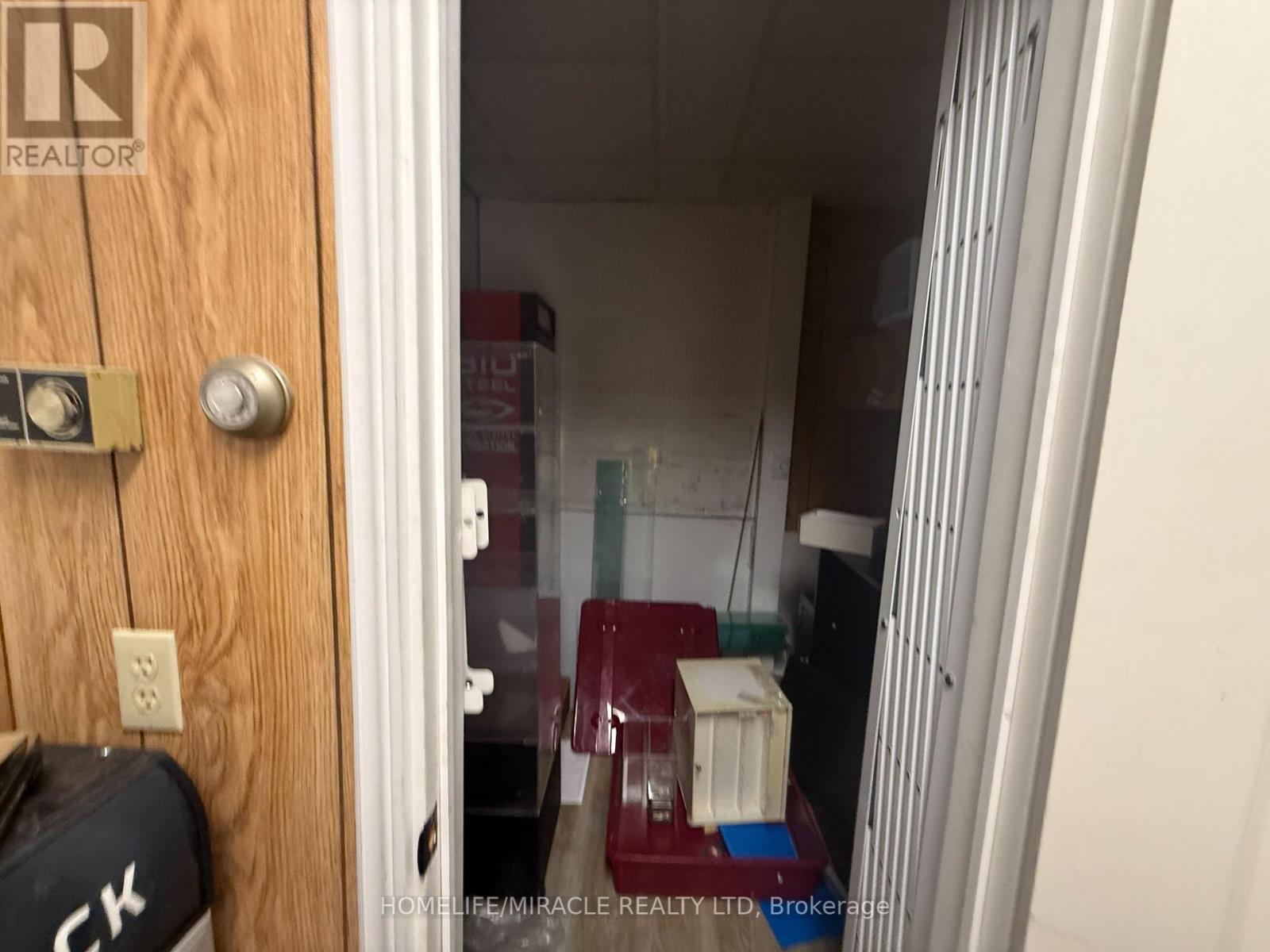 124 Hoffman Street, Kitchener, Ontario  N2M 3N1 - Photo 38 - X12439598