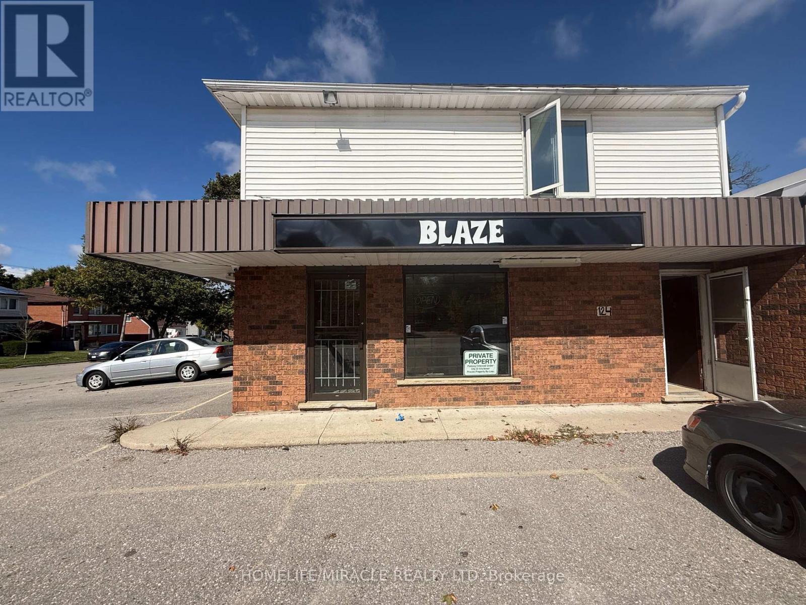 124 Hoffman Street, Kitchener, Ontario  N2M 3N1 - Photo 4 - X12439598