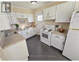 77 BLACKFRIARS STREET, London North, Ontario