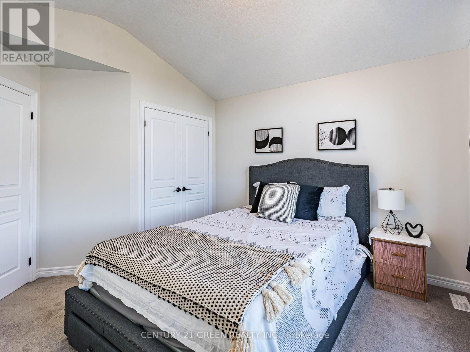 29 Stuckey Lane, East Luther Grand Valley, Ontario  L9W 6W5 - Photo 30 - X12439623