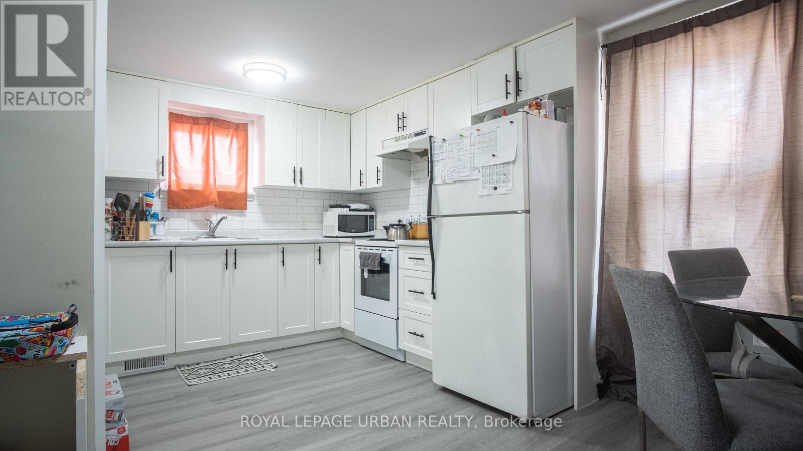 Rear - 36 Welland Street, Welland, Ontario  L3B 4E4 - Photo 4 - X12439656