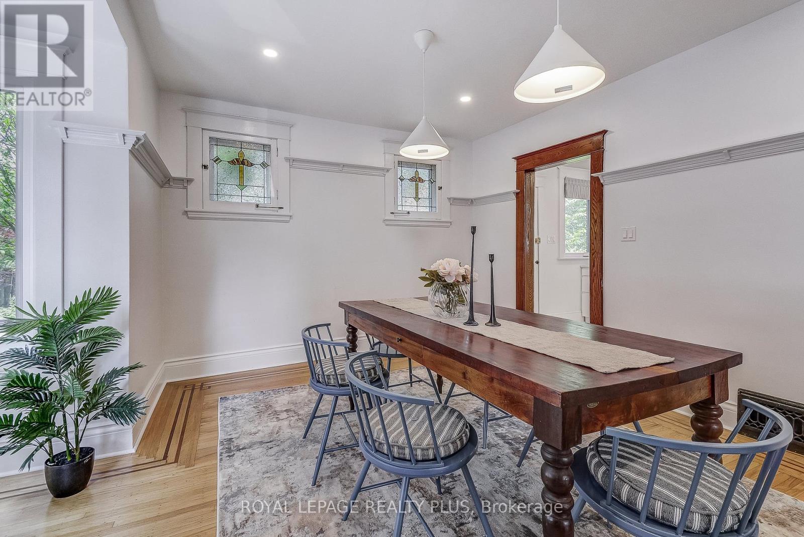 192 Kensington Avenue S, Hamilton, Ontario  L8M 3H7 - Photo 10 - X12439664