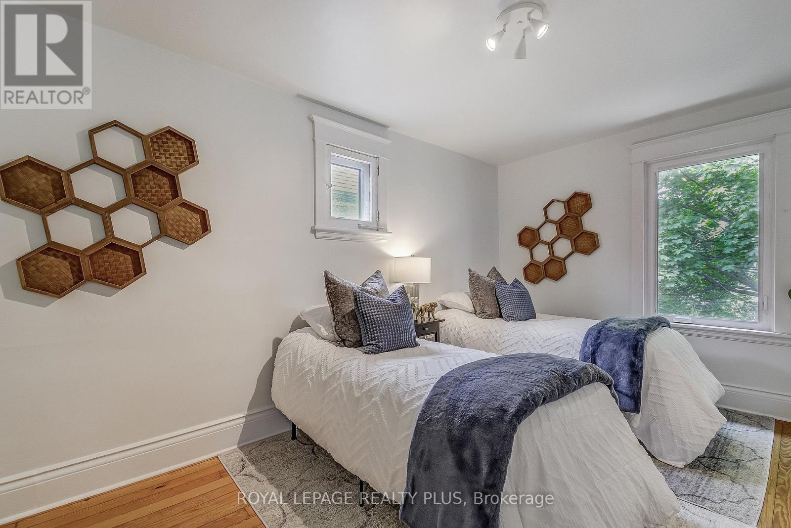 192 Kensington Avenue S, Hamilton, Ontario  L8M 3H7 - Photo 21 - X12439664