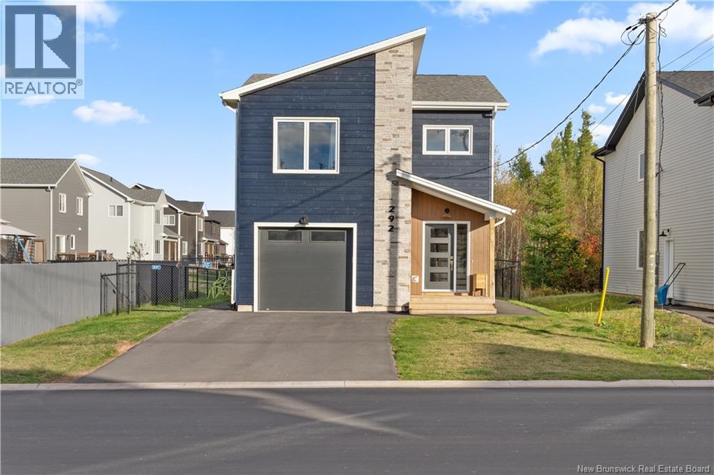 292 Falcon Drive, Moncton, New Brunswick  E1G 6J6 - Photo 1 - NB127758