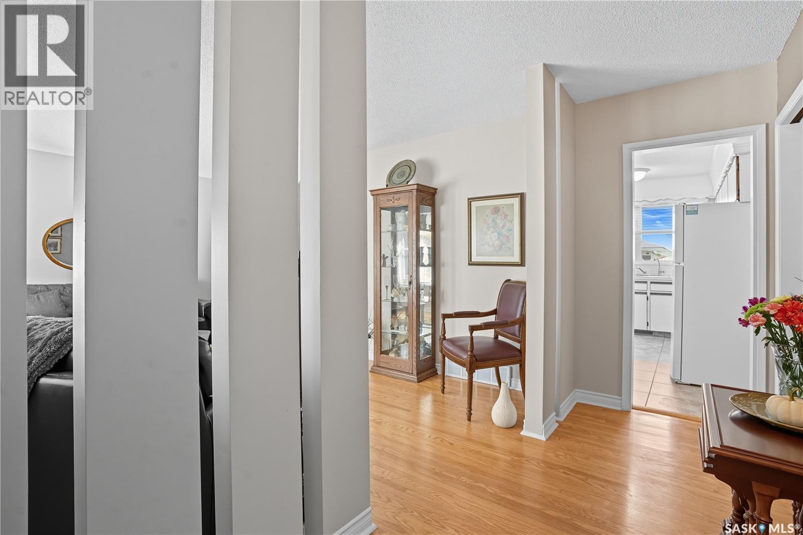 277 Coldwell Road, Regina, Saskatchewan  S4R 4L4 - Photo 3 - SK019827