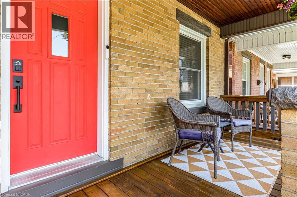 68 Graham Avenue S, Hamilton, Ontario  L8K 2M1 - Photo 3 - 40775512