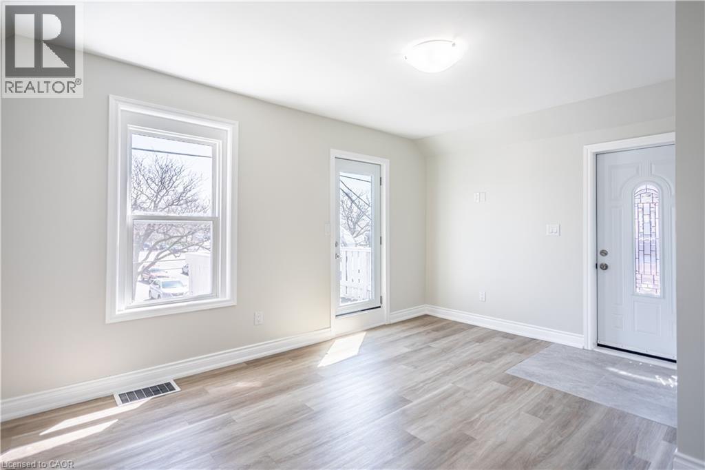 297 Mary Street N Unit# 1, Hamilton, Ontario  L8L 4W3 - Photo 13 - 40772831