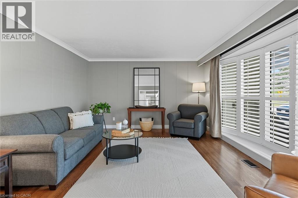 5112 Meadowhill Road, Burlington, Ontario  L7L 3K8 - Photo 9 - 40772266