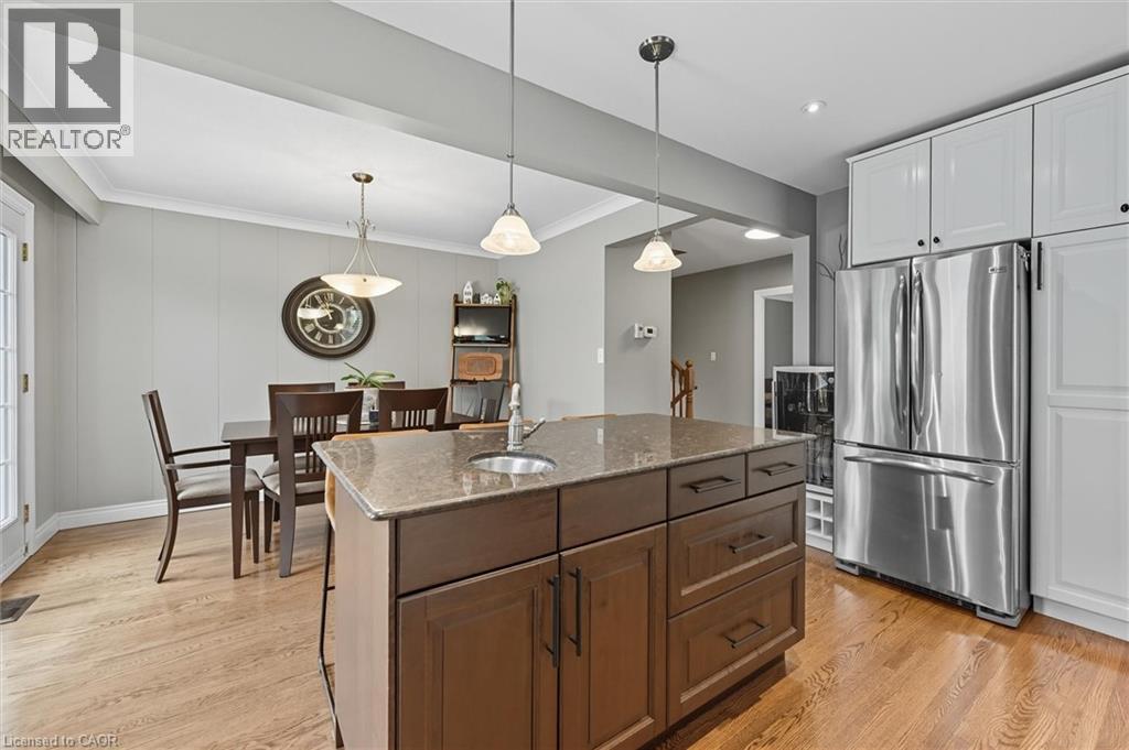 5112 Meadowhill Road, Burlington, Ontario  L7L 3K8 - Photo 15 - 40772266