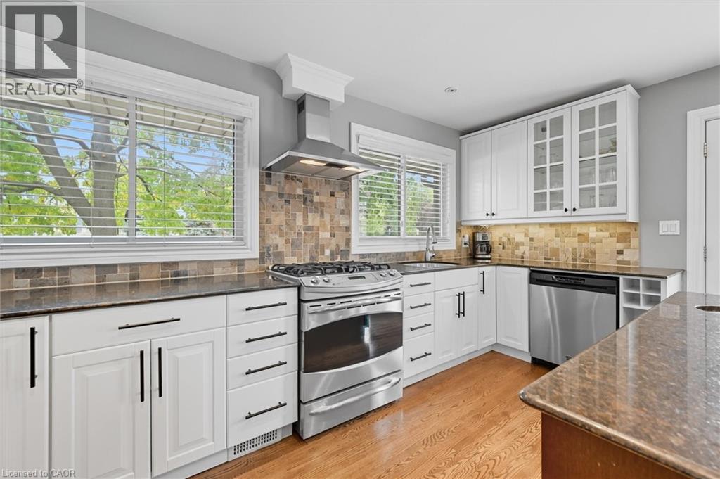 5112 Meadowhill Road, Burlington, Ontario  L7L 3K8 - Photo 16 - 40772266