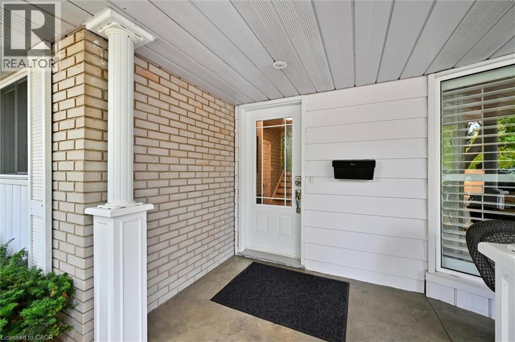 5112 Meadowhill Road, Burlington, Ontario  L7L 3K8 - Photo 6 - 40772266