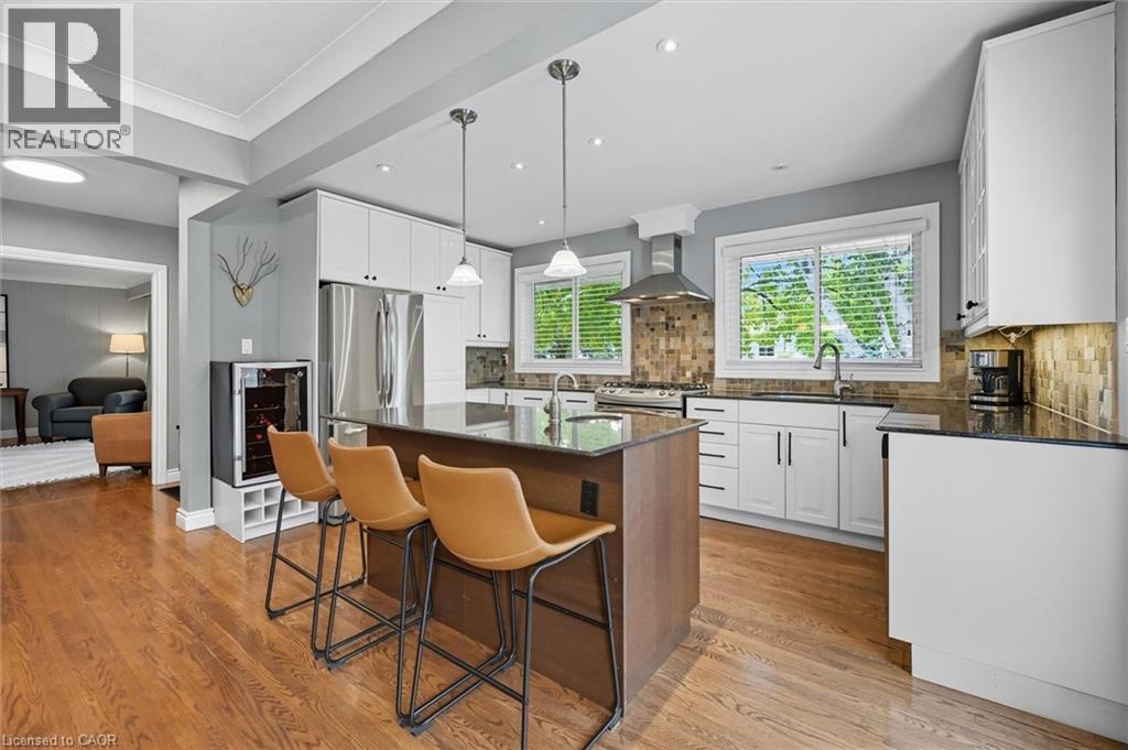 5112 Meadowhill Road, Burlington, Ontario  L7L 3K8 - Photo 13 - 40772266