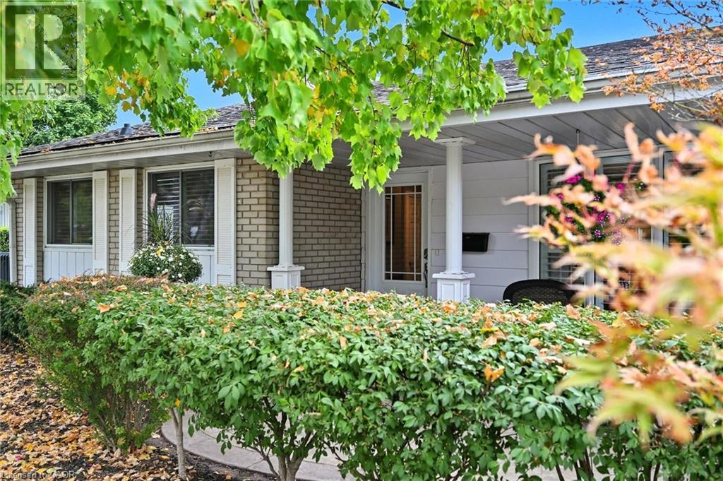 5112 Meadowhill Road, Burlington, Ontario  L7L 3K8 - Photo 4 - 40772266