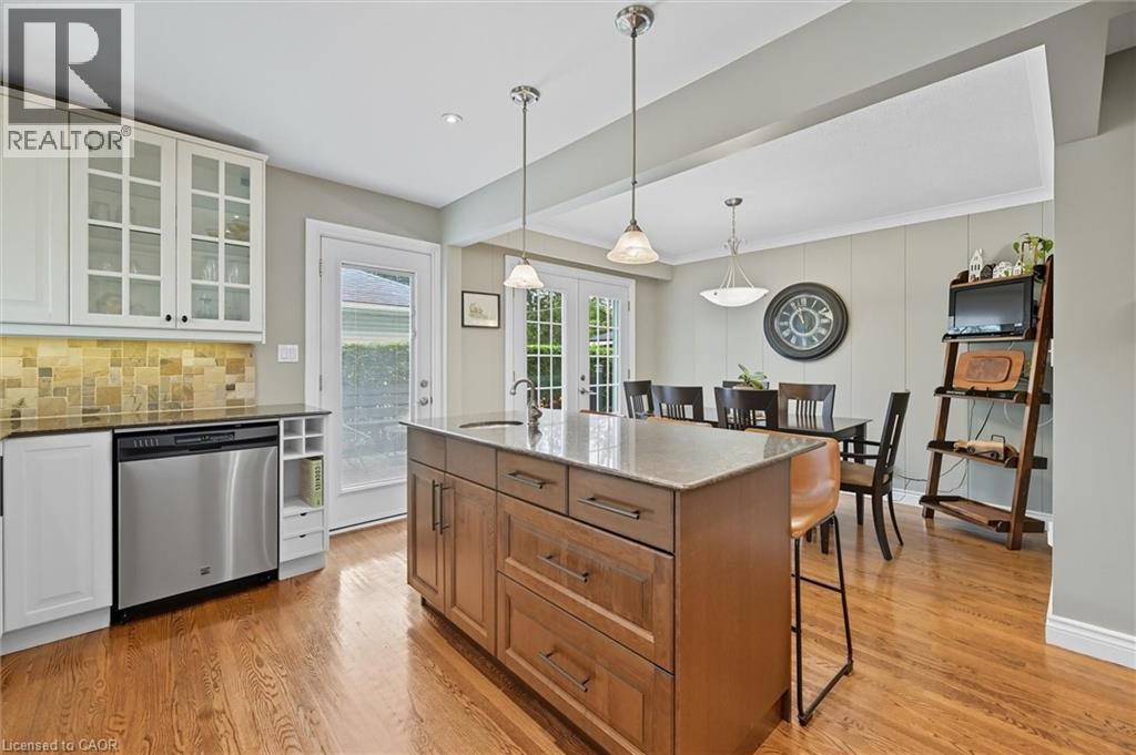 5112 Meadowhill Road, Burlington, Ontario  L7L 3K8 - Photo 17 - 40772266