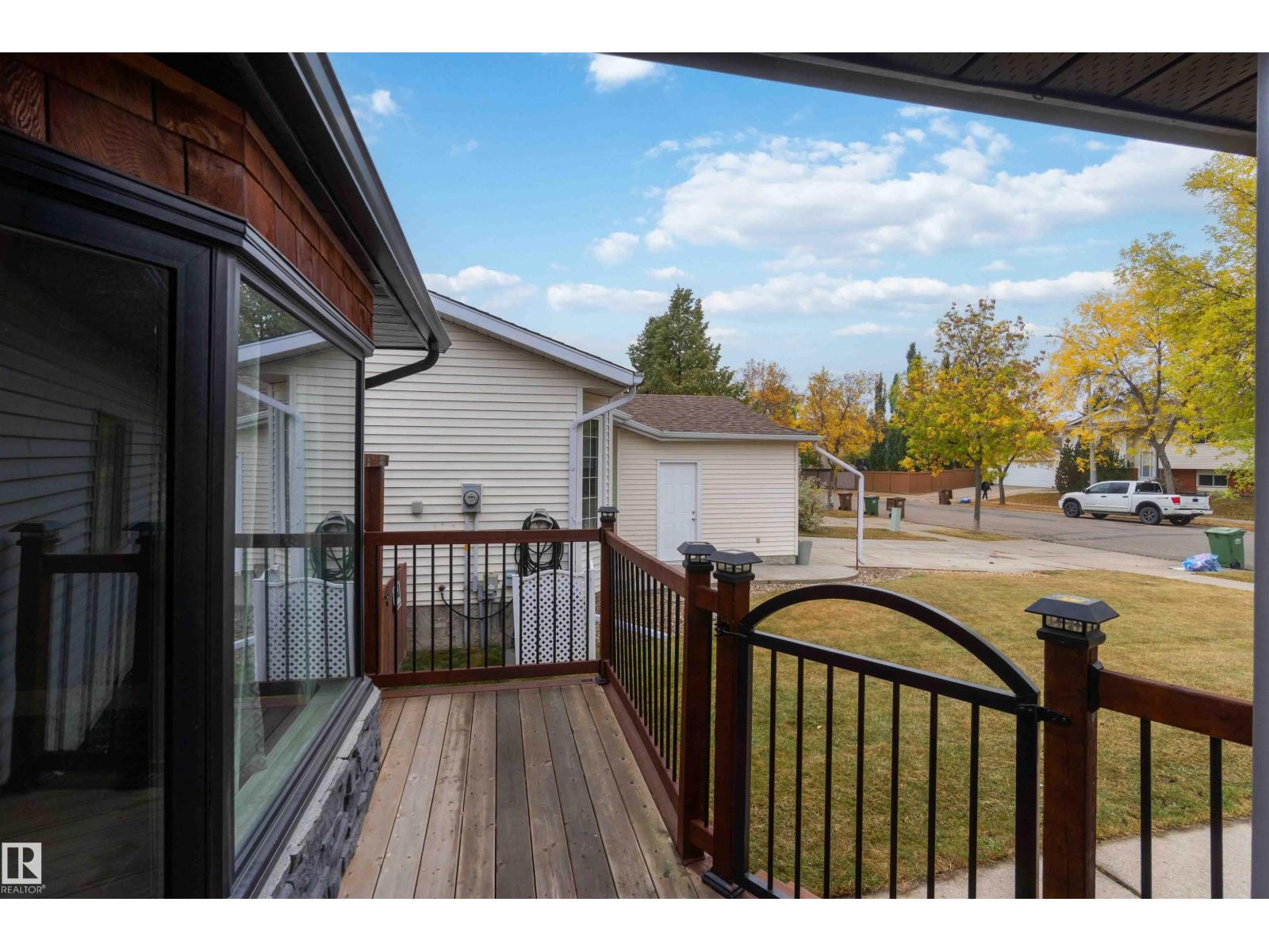 99 Dorchester Dr, St. Albert, Alberta  T8N 4X3 - Photo 4 - E4460150