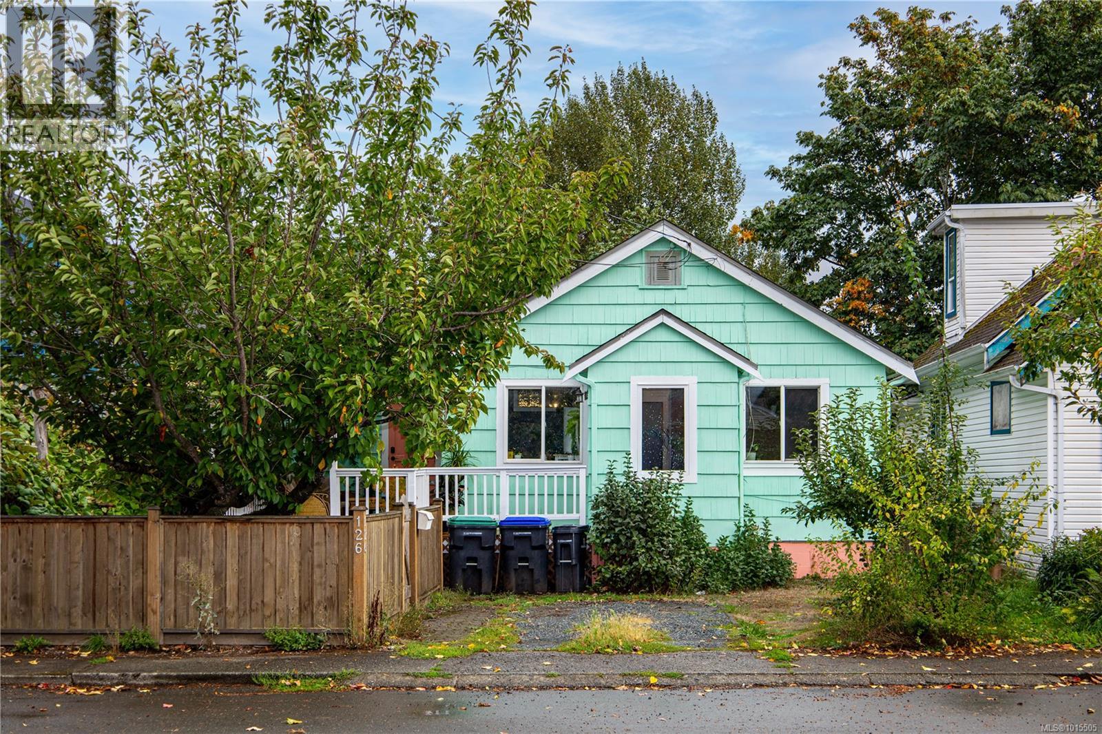 126 Cliffe Ave, Courtenay, British Columbia  V9N 2H5 - Photo 2 - 1015505