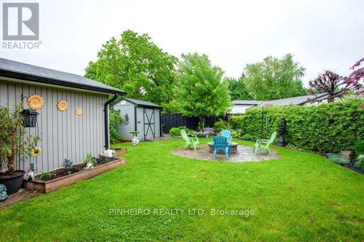 1975 Royal Crescent, London East, Ontario  N5V 1N6 - Photo 18 - X12439778